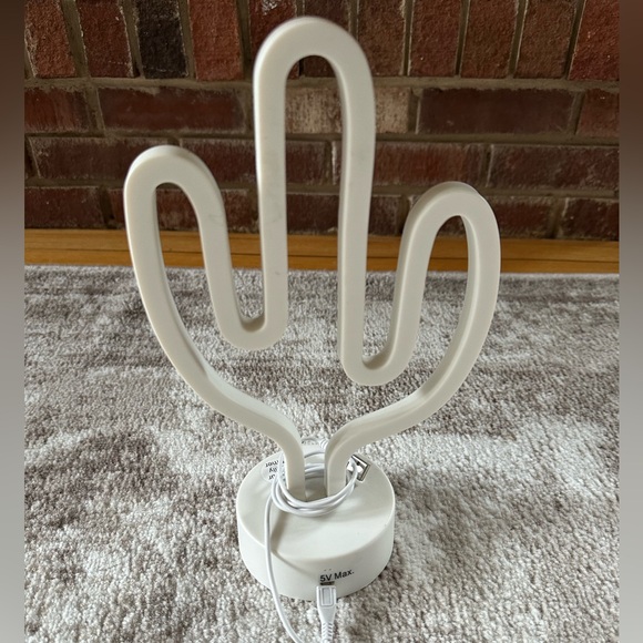 CACTUS LED USB LIGHT - Picture 5 of 7